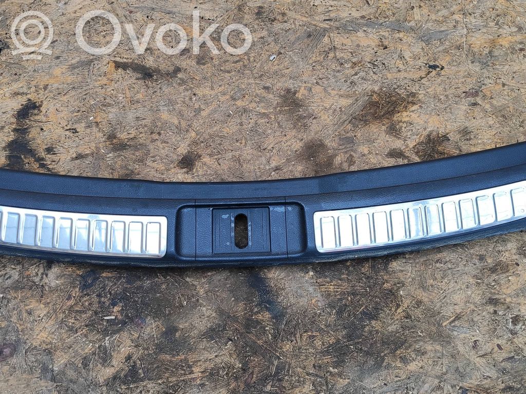 Mazda 6 Protector del borde del maletero/compartimento de carga 