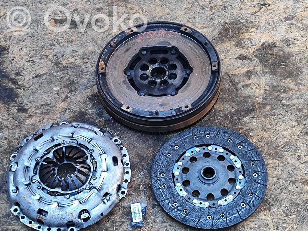 Mazda 6 Sankabos komplektas 