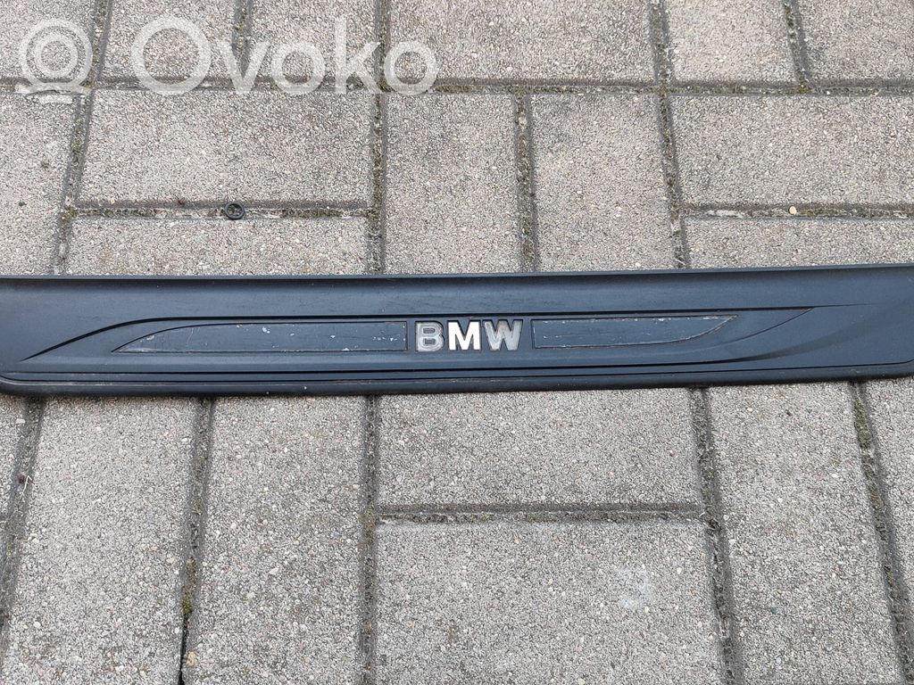BMW 5 F10 F11 Listwa progowa przednia 