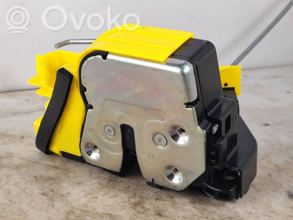 Zamek drzwi przednich   81320Q0100,L0020SBP0254