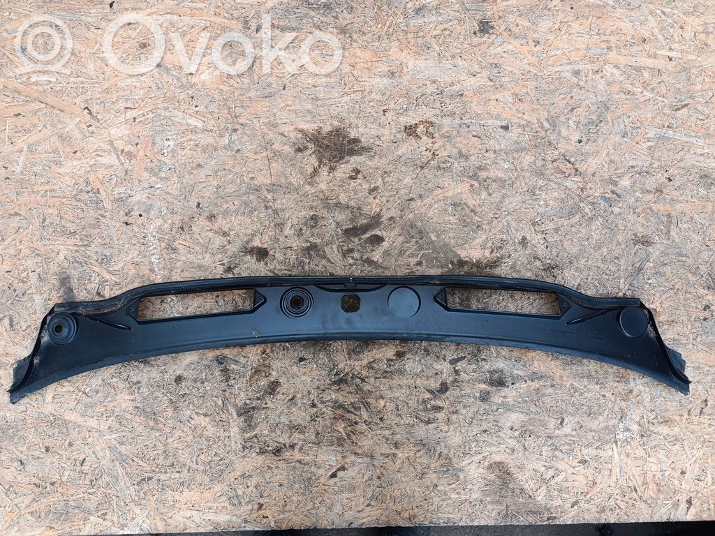 BMW 1 E81 E87 Wiper trim 
