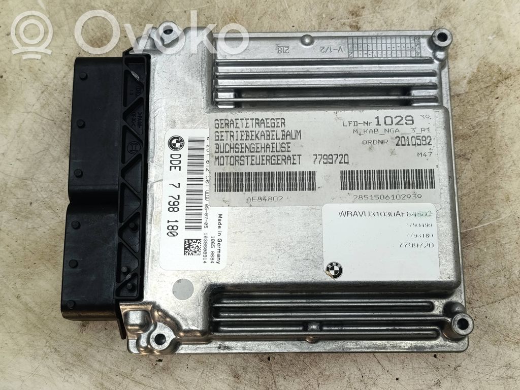 BMW 3 E90 E91 Variklio valdymo blokas 