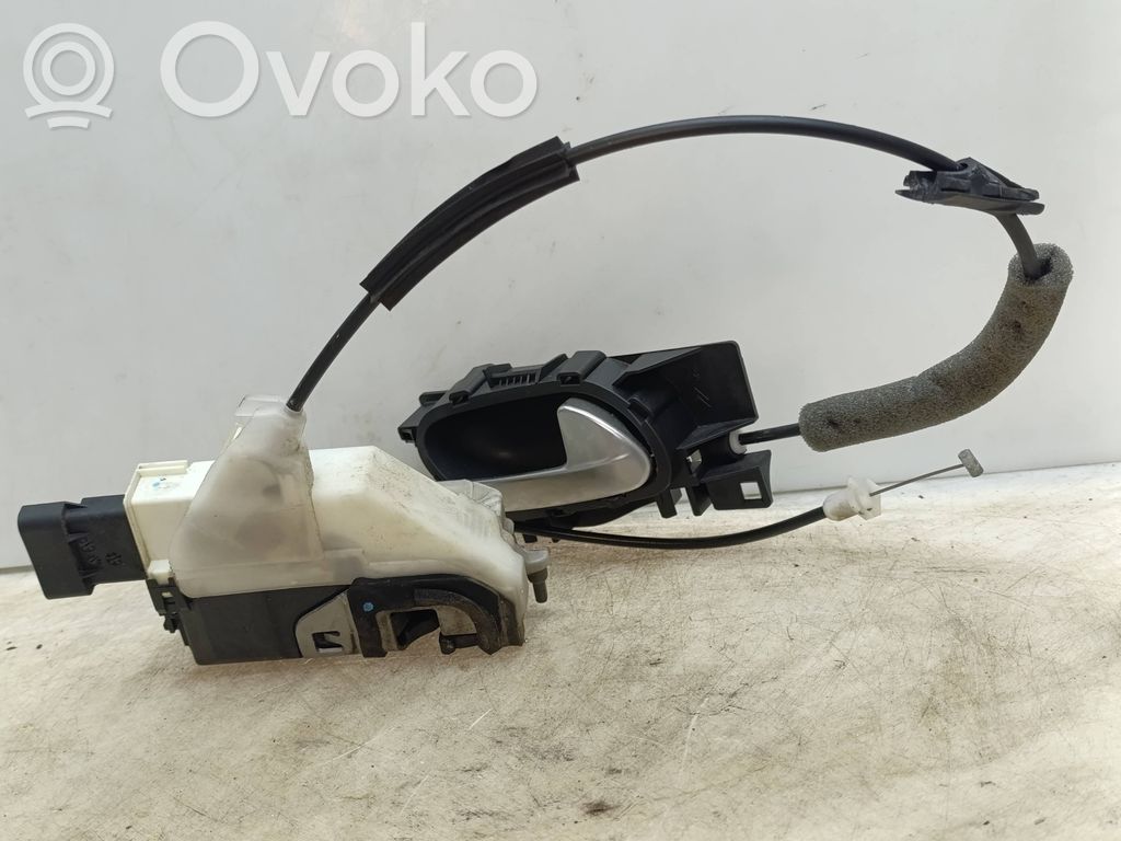 Citroen C5 Front door lock 