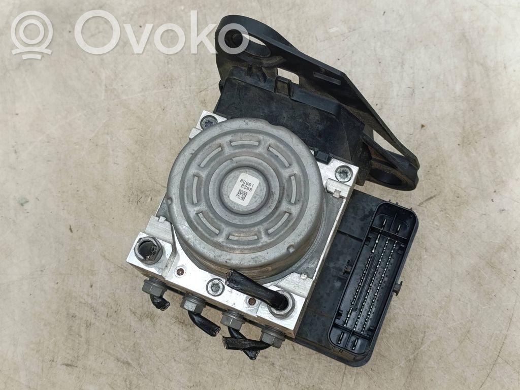 Audi A3 8Y Bomba de ABS 