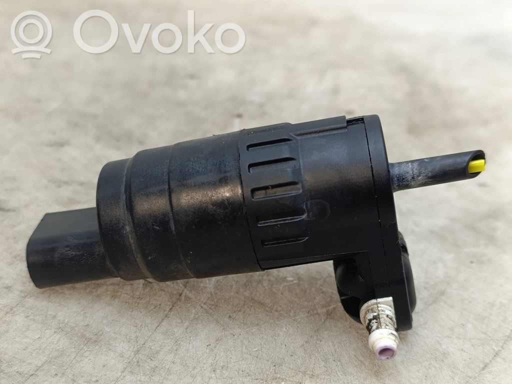 Audi A3 8Y Tuulilasi tuulilasinpesimen pumppu 
