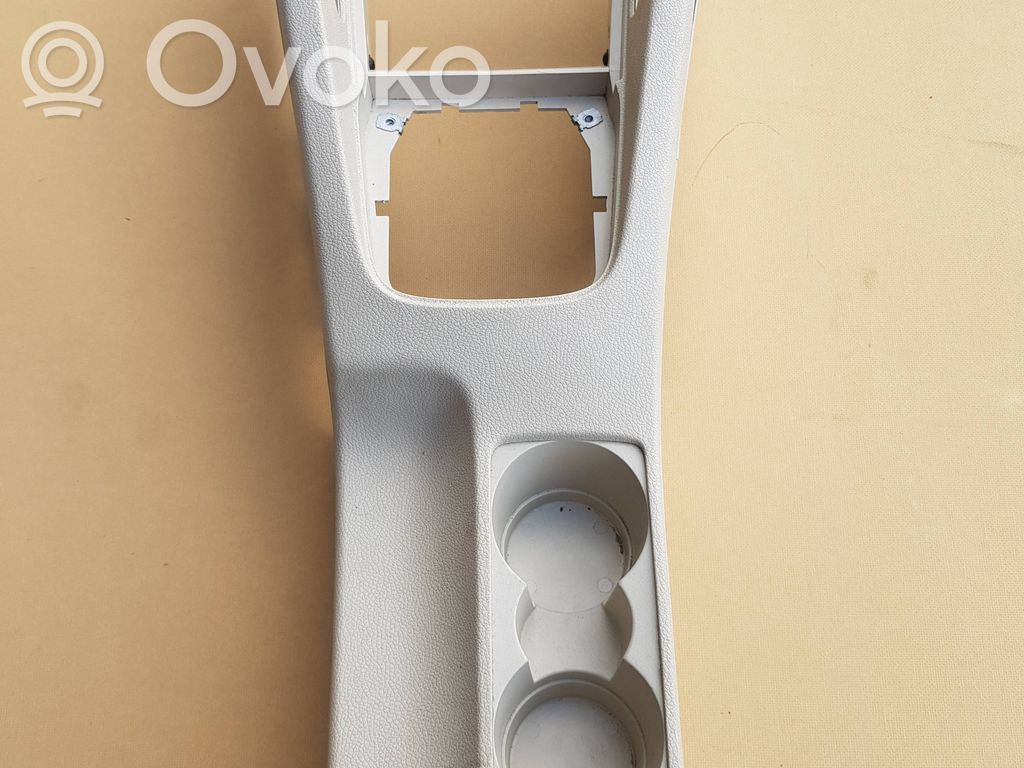 Volkswagen Eos Centrālā konsole 