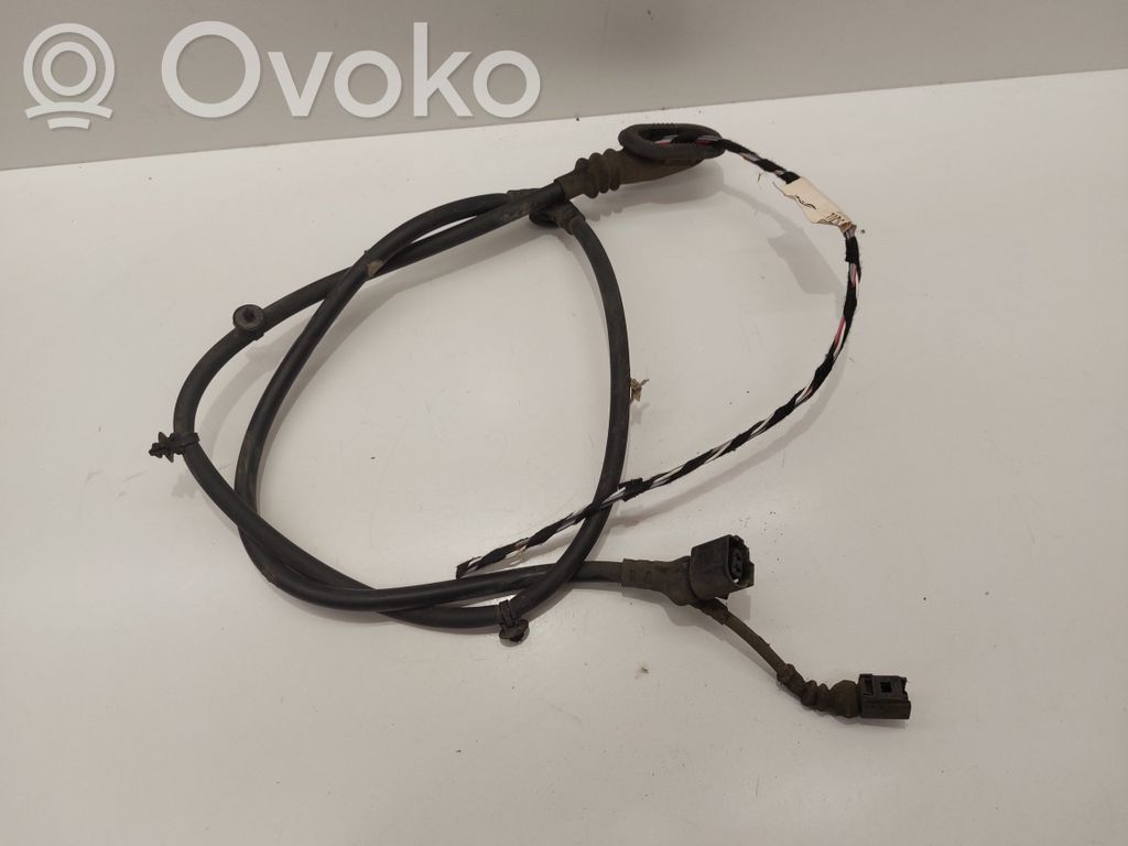 Volkswagen PASSAT B8 Przewód tylnego czujnika ABS 