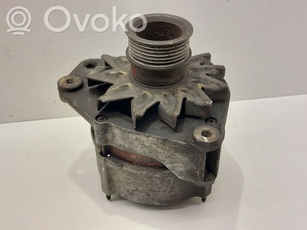 Volkswagen PASSAT B3 Generator/alternator 