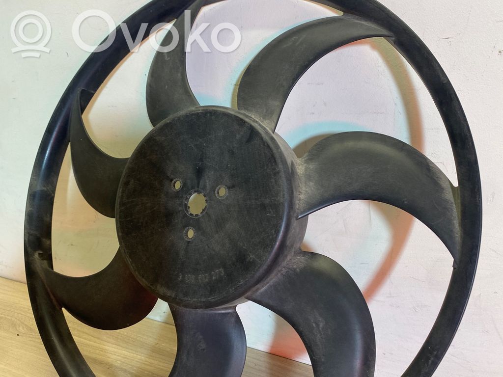 BMW 1 E81 E87 Ventiliatora propellers 