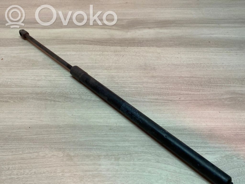 Honda CR-V Tailgate/trunk strut/damper 