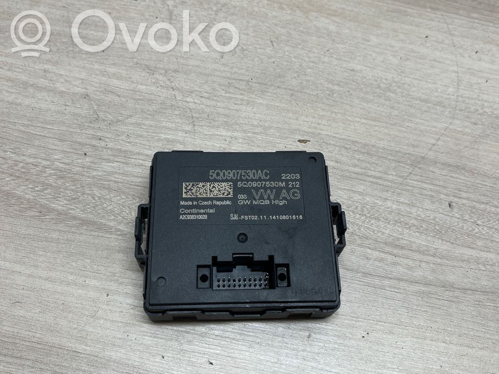Volkswagen PASSAT B8 Gateway control module 