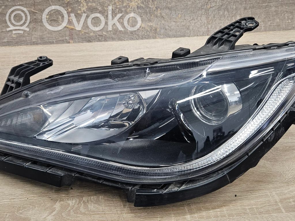 Chrysler Pacifica Headlight/headlamp 