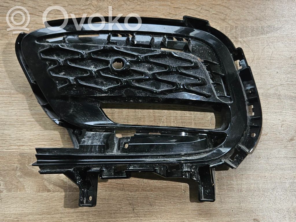 Chrysler Pacifica Priešrūkinio žibinto apdaila/ grotelės 