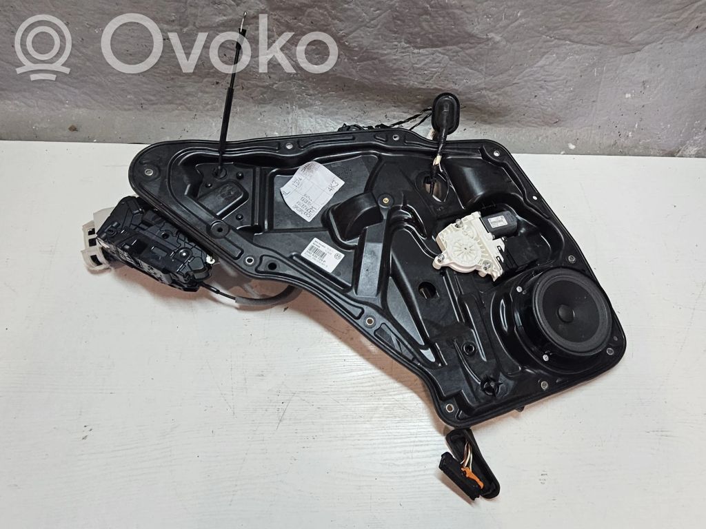 Volkswagen Tiguan Elektryczny podnośnik szyby drzwi tylnych 