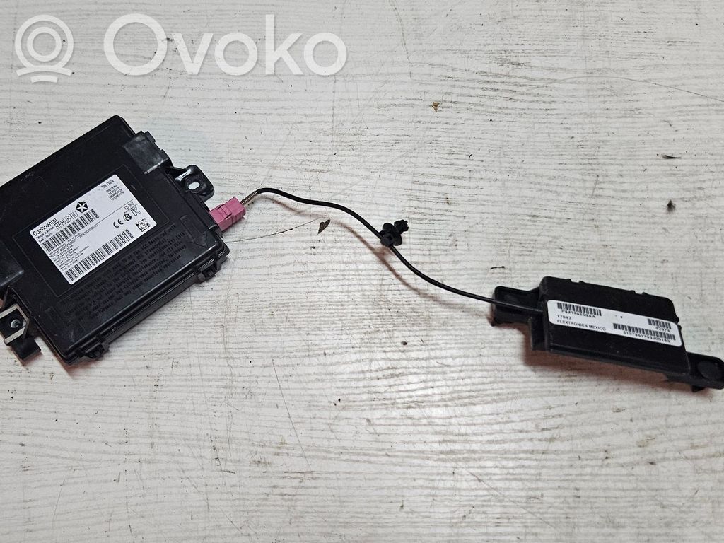 Chrysler Pacifica Antenna control unit 