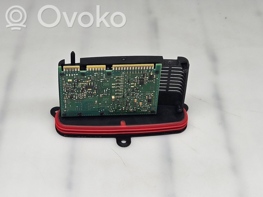 Module d'éclairage LCM   535217C81,7316187