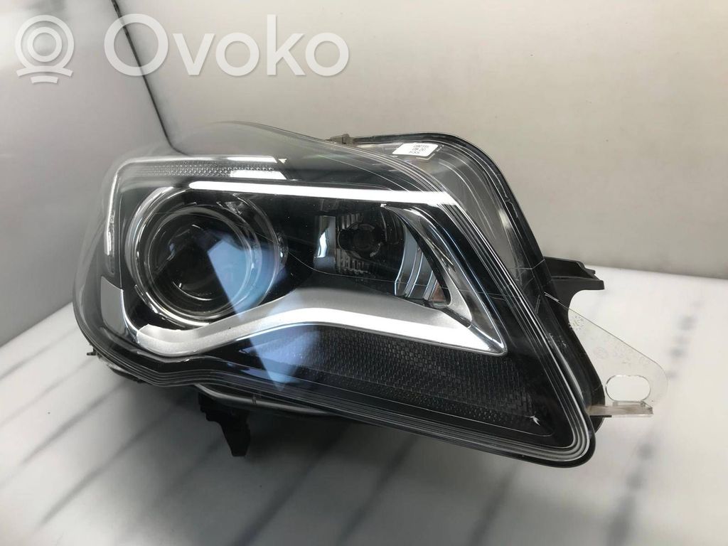 Opel Insignia A Etu-/Ajovalo 