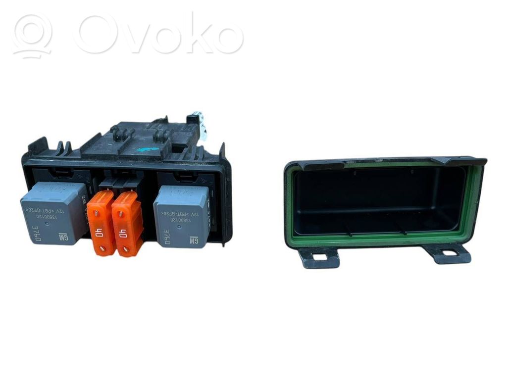 Ramka / Moduł bezpieczników   315938597,39228527