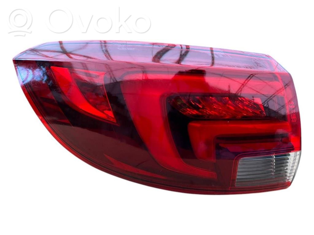 Opel Astra K Lampă spate în caroserie 
