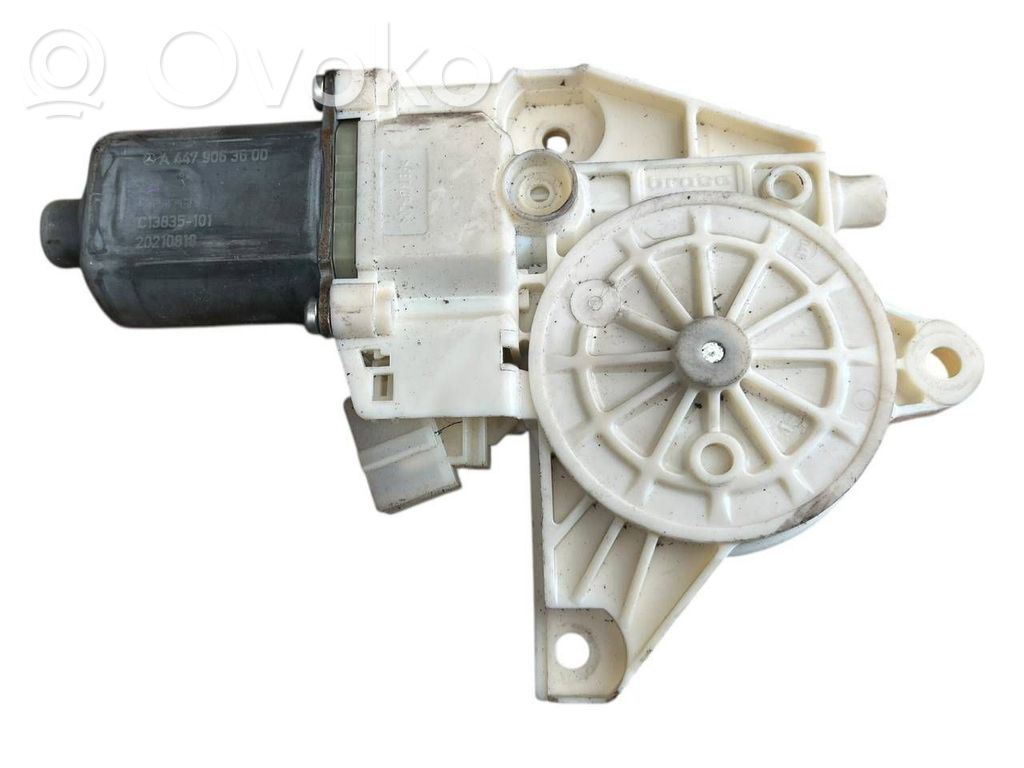 Mercedes-Benz Vito Viano W447 Silnik regulatora szyby drzwi przednich 