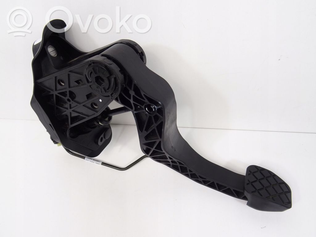 Skoda Scala Clutch pedal 