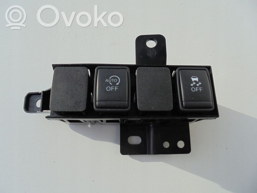 Zestaw przełączników i przycisków   04L253020A