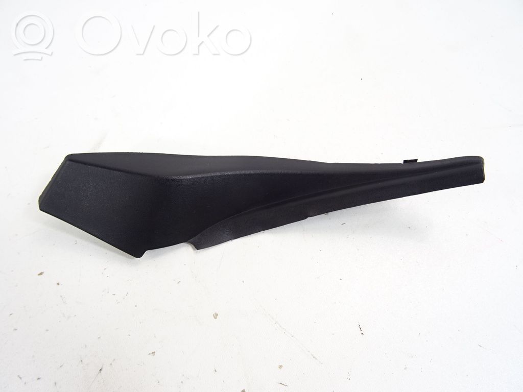 Mazda 6 Wiper trim 