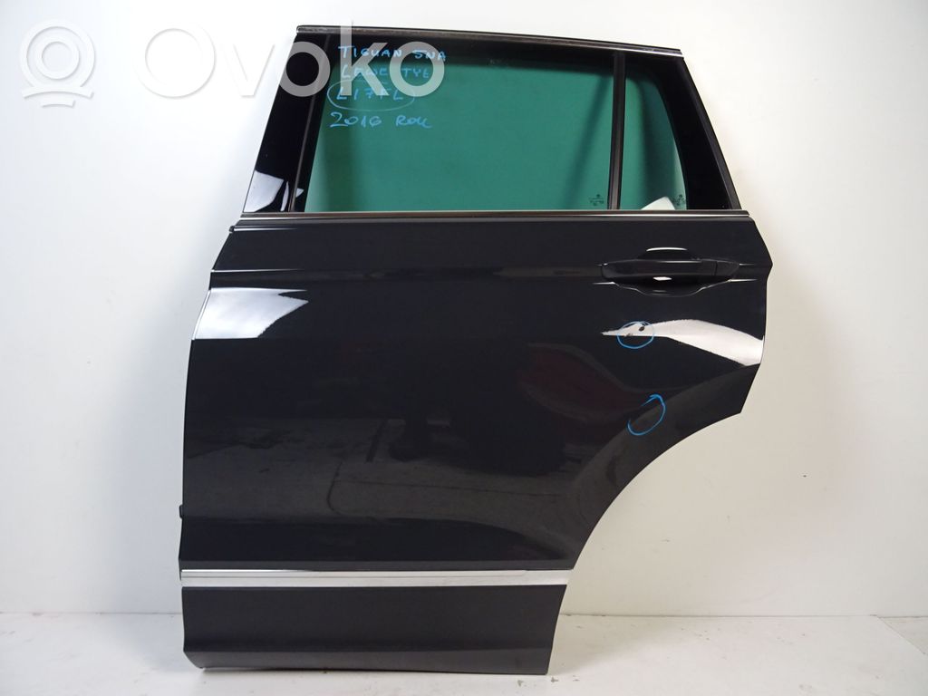 Galinės durys   VW,VW,5NA,KOD,LAKIERU,LEWE,ROK,SZYBIE