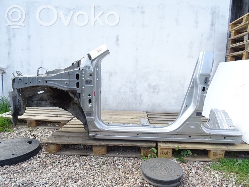 Nissan X-Trail T32 Longherone lato anteriore 