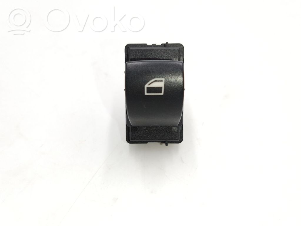 BMW 5 E60 E61 Electric window control switch 