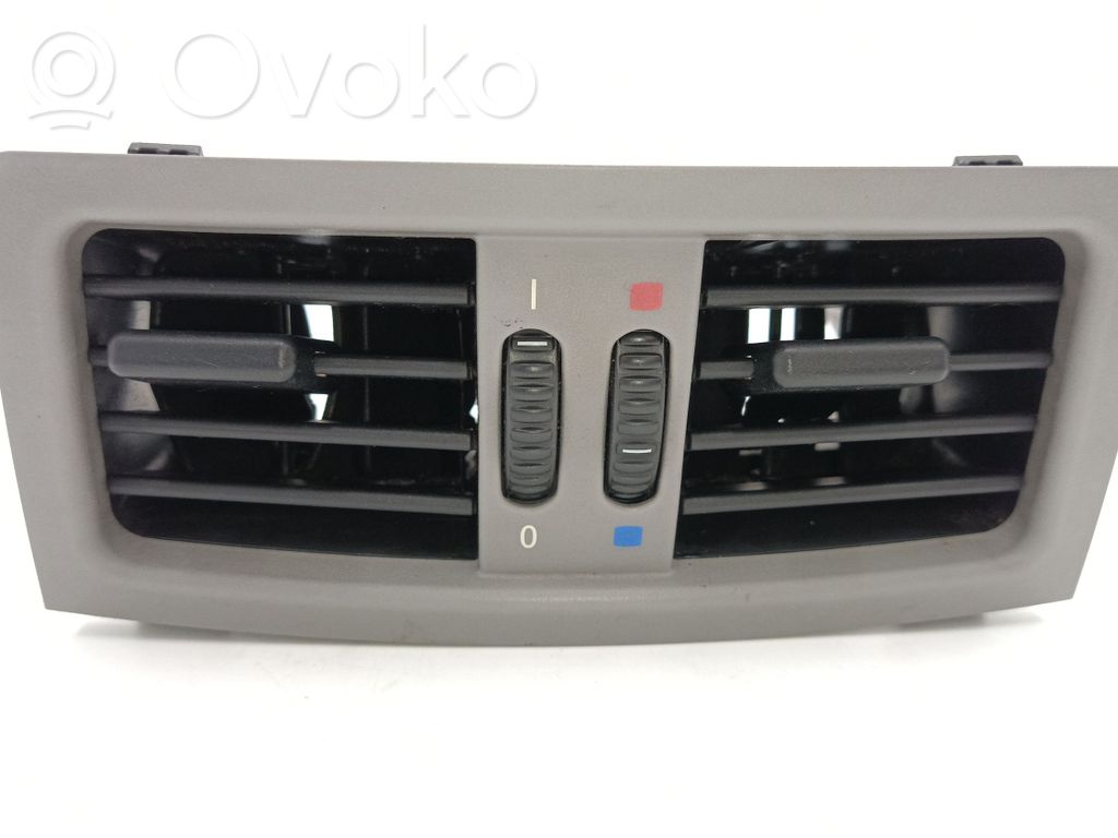 Rejilla de ventilación trasera   6932023,6932024,64226932023,64226932029,6932029