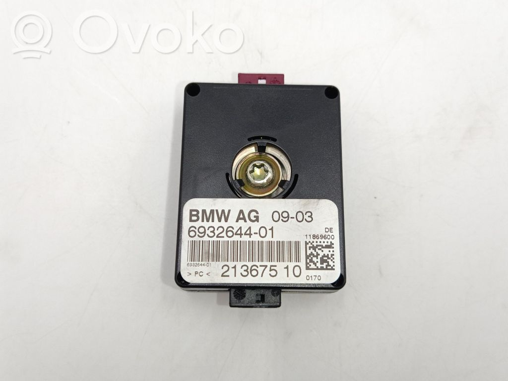 BMW 5 E60 E61 Antenos stiprintuvas 