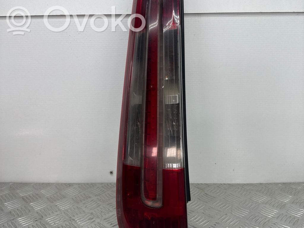 Ford C-MAX I Galinis žibintas kėbule 