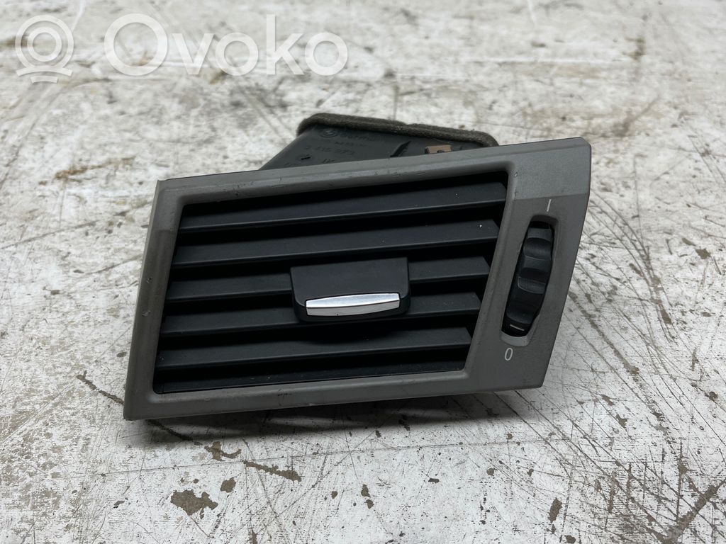BMW X3 E83 Copertura griglia di ventilazione laterale cruscotto 