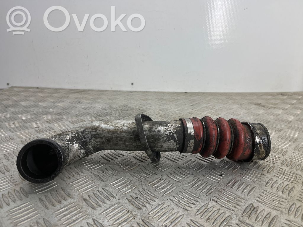 BMW 3 E90 E91 Välijäähdyttimen letku 