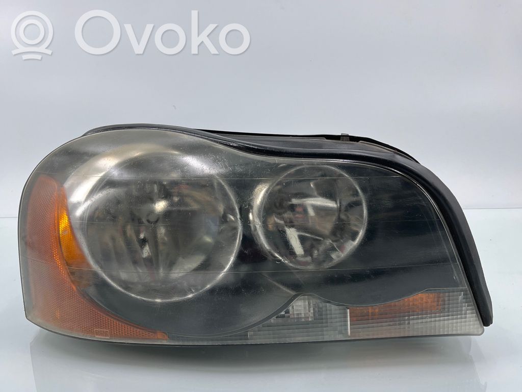 Volvo XC90 Lampa przednia 