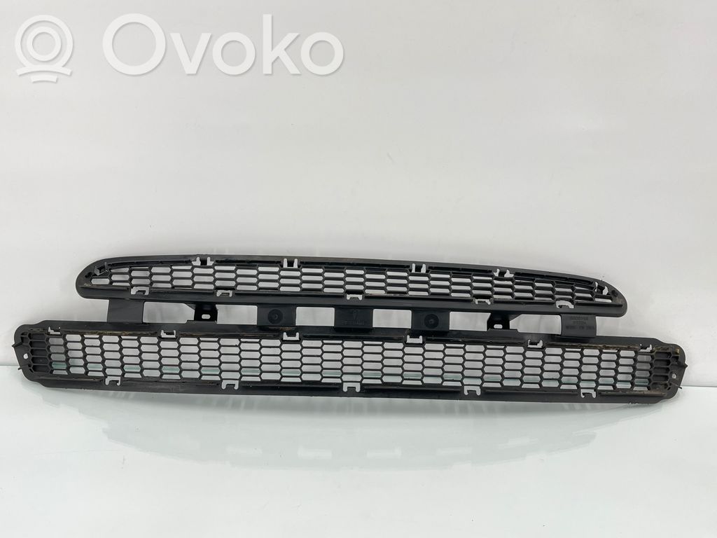 Tesla Model S Front bumper lower grill 