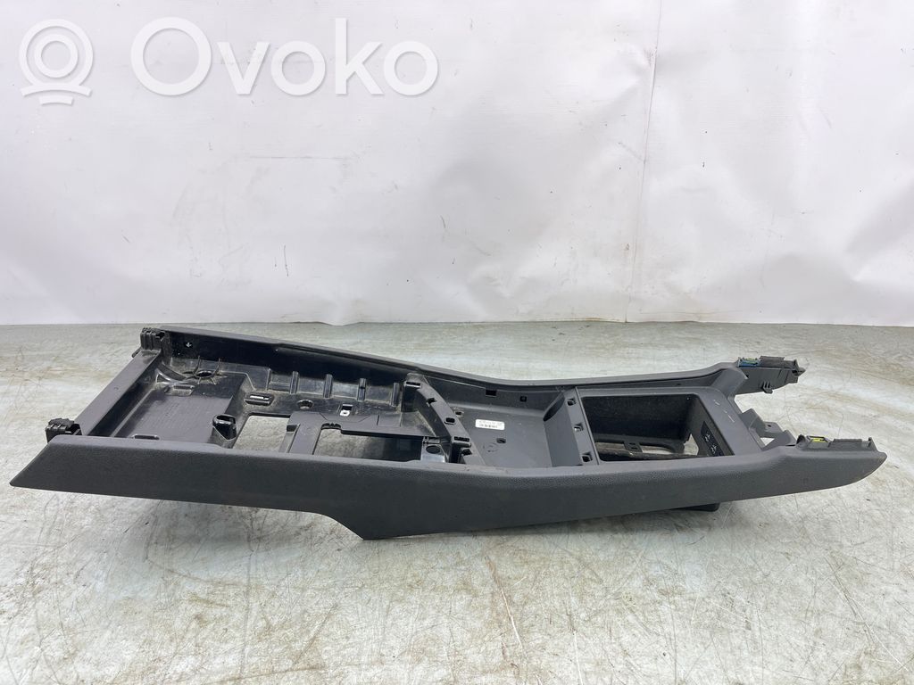Audi Q7 4M Consola central 