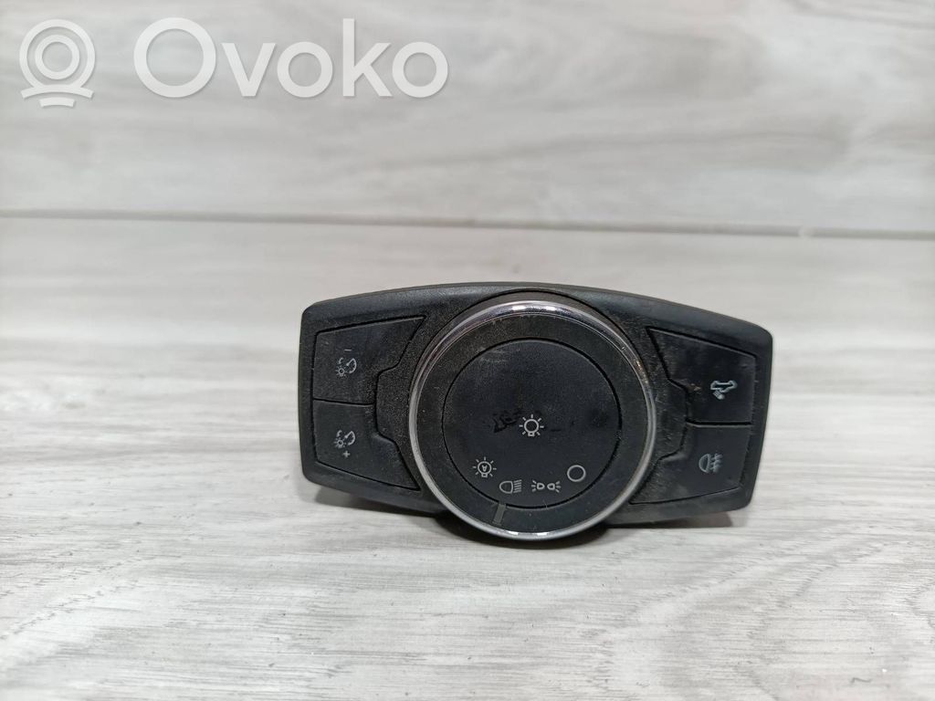 Light switch   FL3T13D061BCW