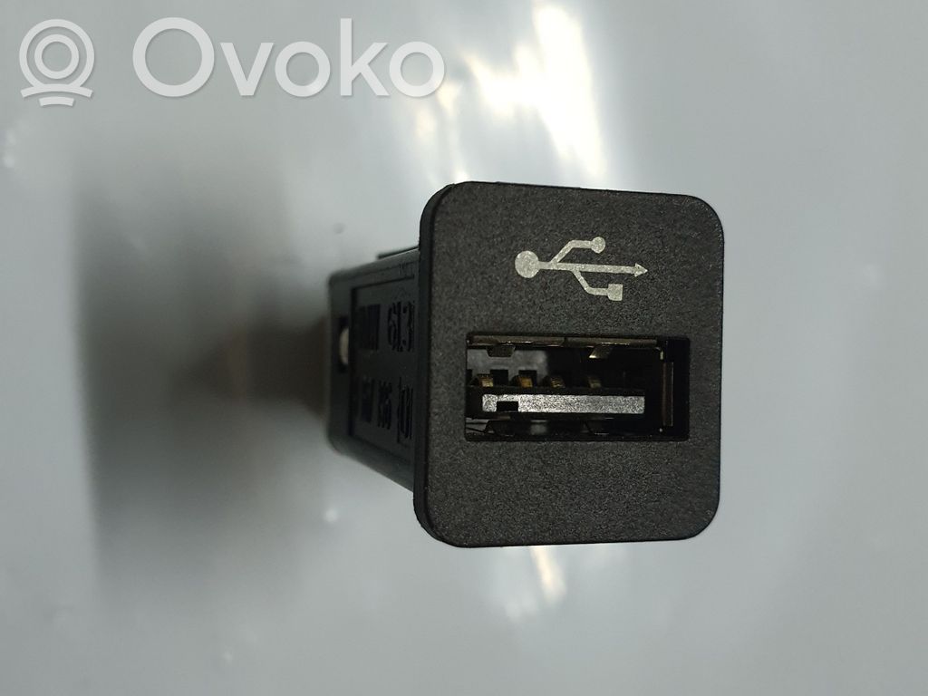 USB jungtis   61319167196,6131916719601,916719601