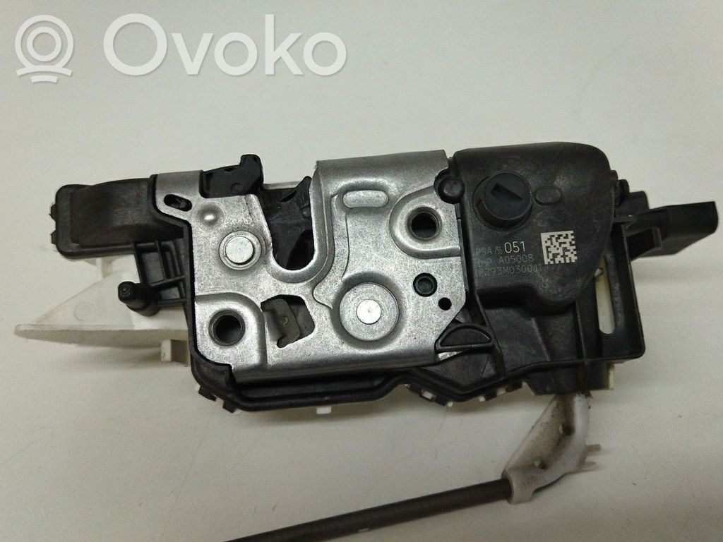 Front door lock   755051