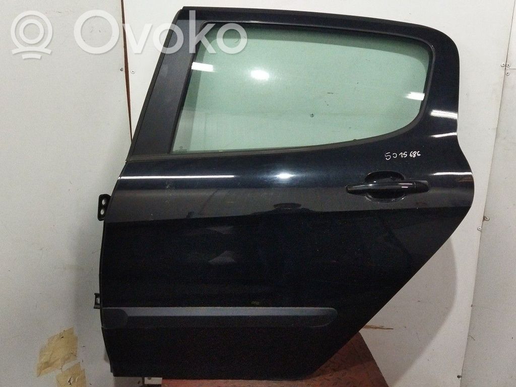 Galinės durys   9006L7