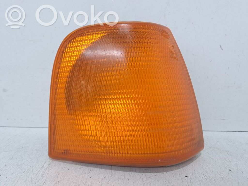 Audi 100 200 5000 C3 Blinker vorne Stoßstange 