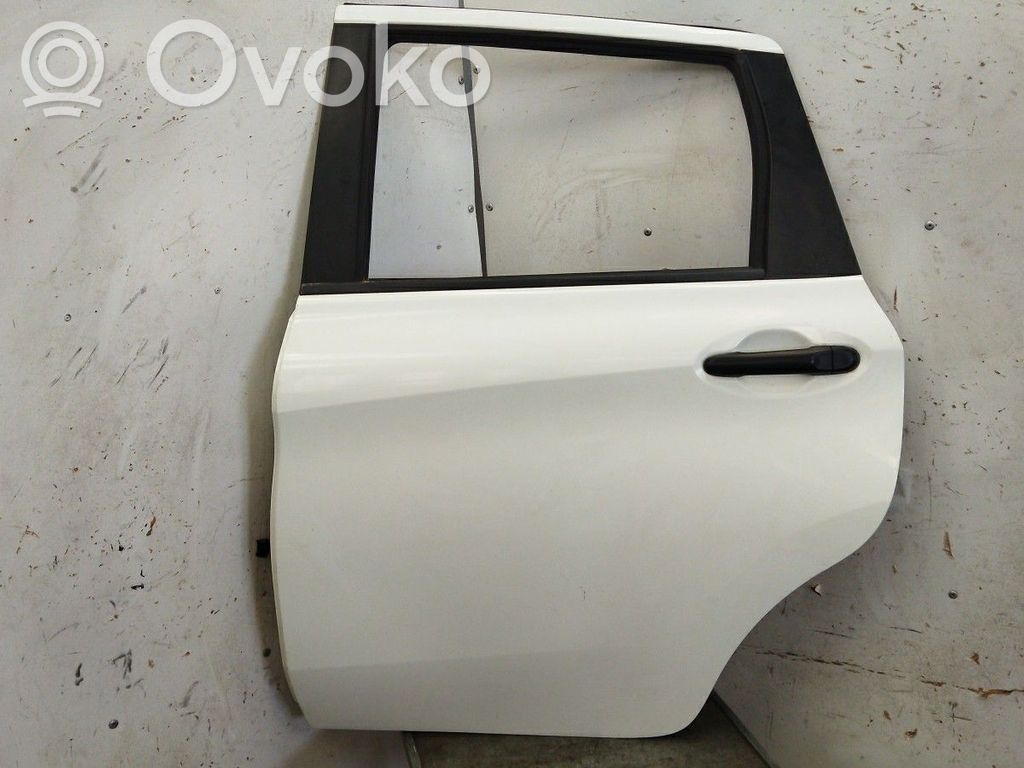 Nissan Note (E11) Galinės durys 