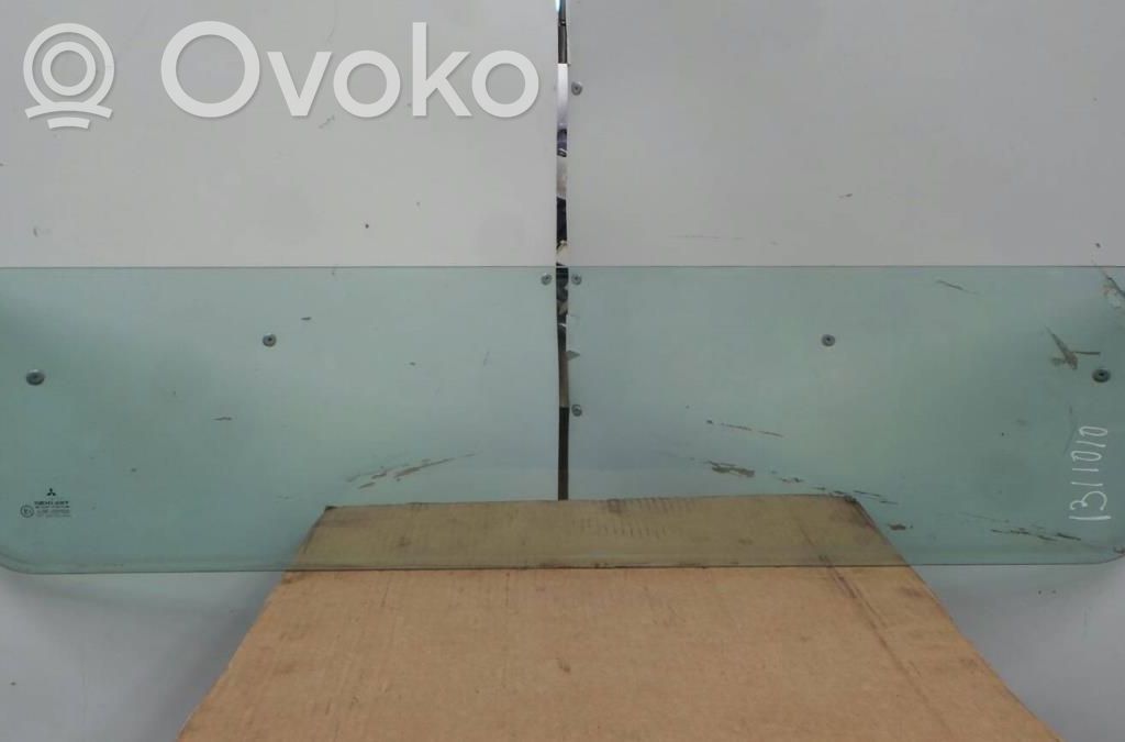 Rear windscreen/windshield window   1311010