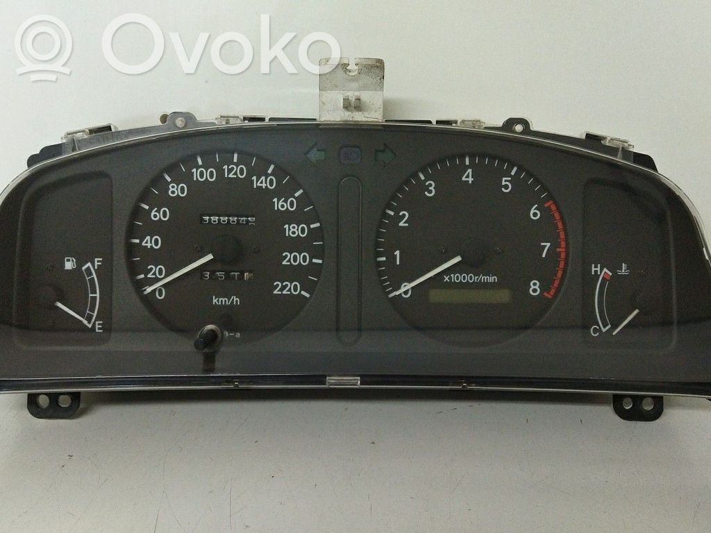 Toyota Corolla E110 Licznik / Prędkościomierz 