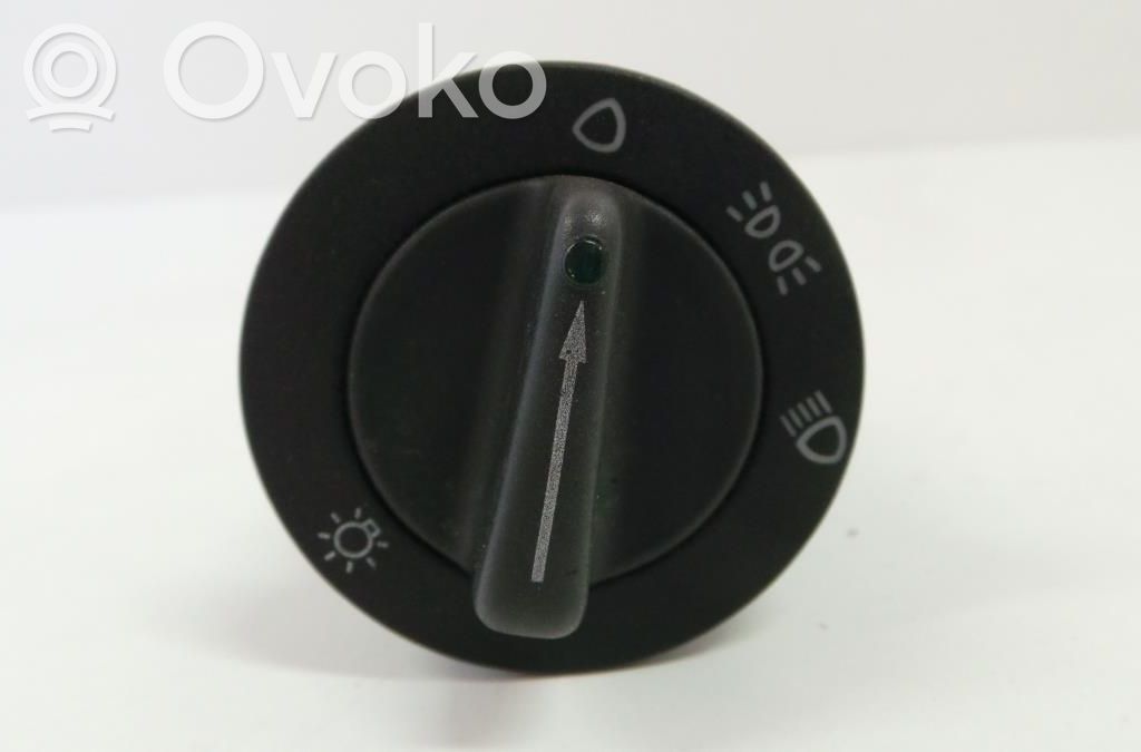 Other switches/knobs/shifts   8590838
