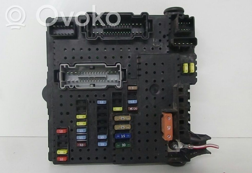 Autres unités de commande / modules   30786646,28080156