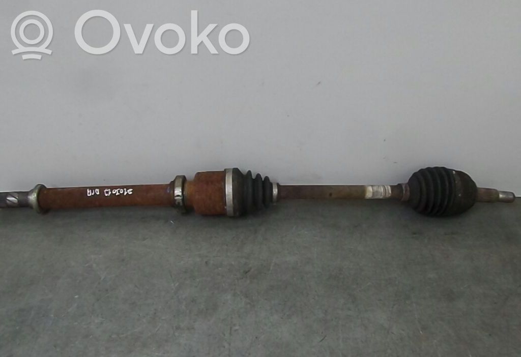 Priekinis pusašis   8201055673