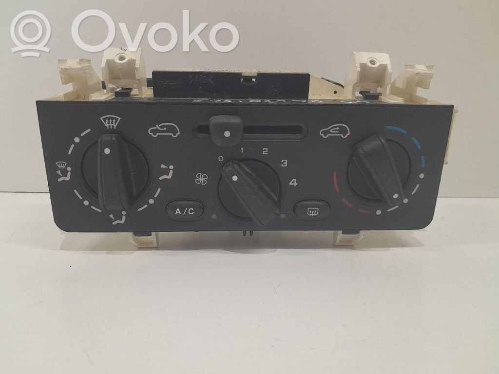 Unidad de control climatización   F664479W